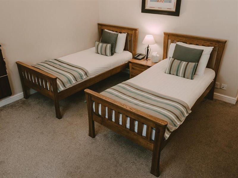 Nant Ddu Lodge Hotel & Spa เมอเทอร์ทิดฟิล ภายนอก รูปภาพ