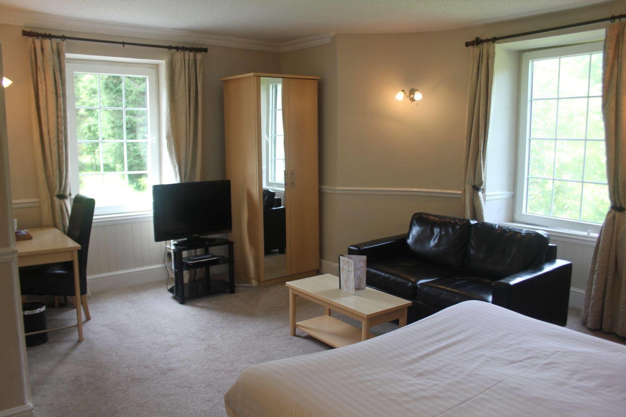 Nant Ddu Lodge Hotel & Spa เมอเทอร์ทิดฟิล ภายนอก รูปภาพ