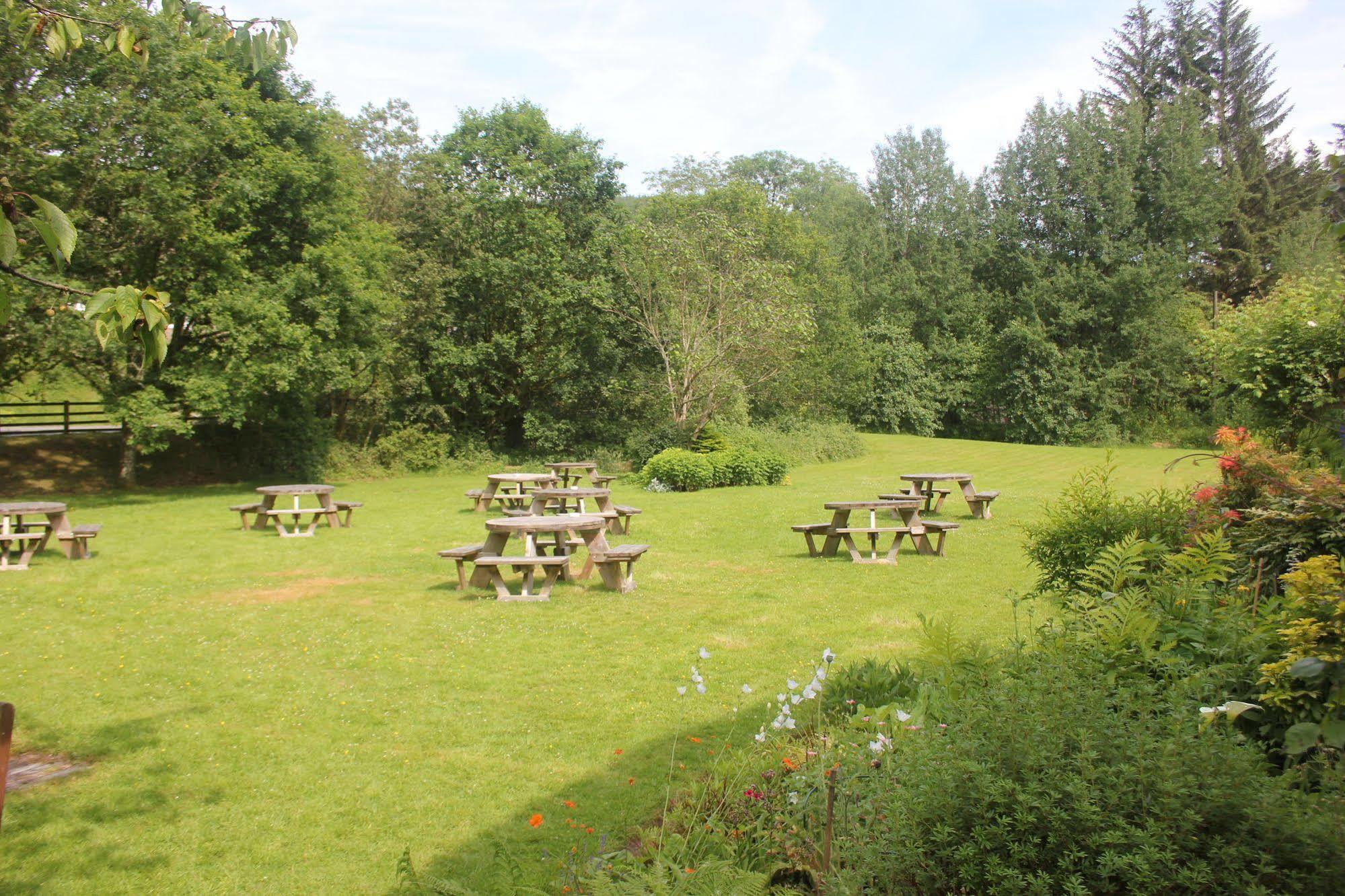 Nant Ddu Lodge Hotel & Spa เมอเทอร์ทิดฟิล ภายนอก รูปภาพ